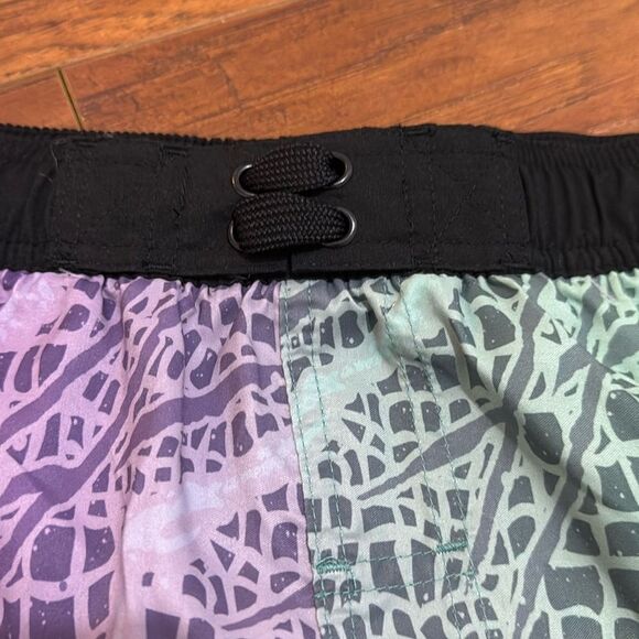 NWT Jurassic Park Small Purple Green Black Dinosaur Swim Trunks Board Shorts - Picture 5 of 8